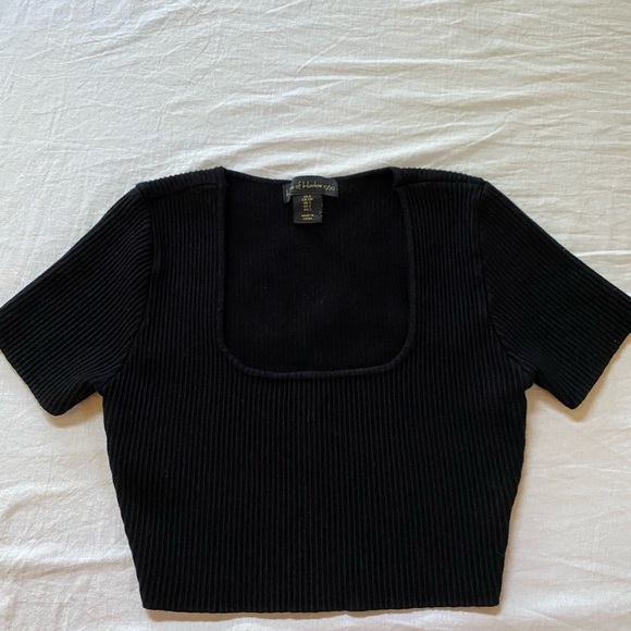 HOUSE OF HARLOW ribbed top - Picture 3 of 5